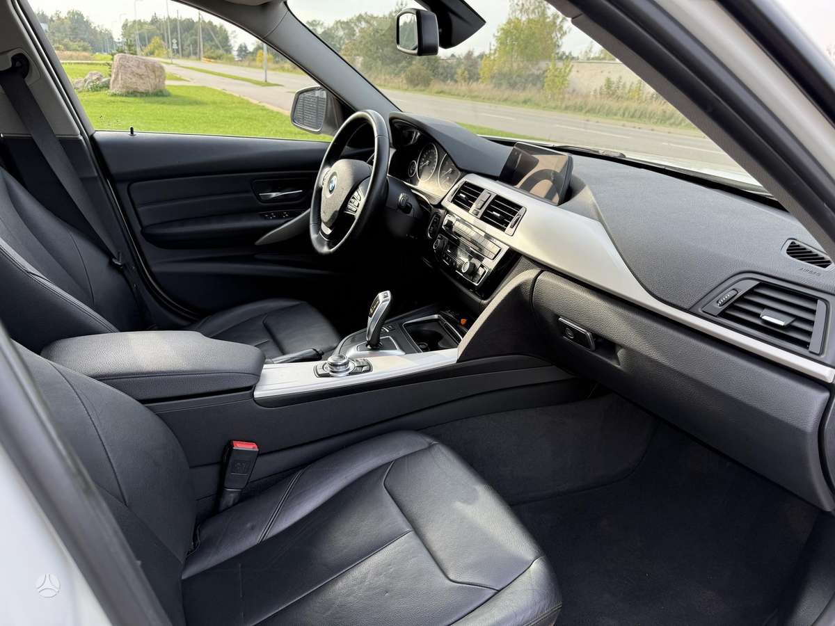 BMW 320, 2.0 l., universalas