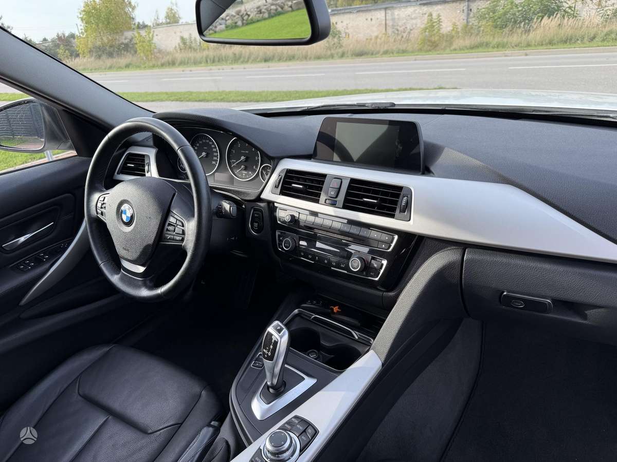 BMW 320, 2.0 l., universalas