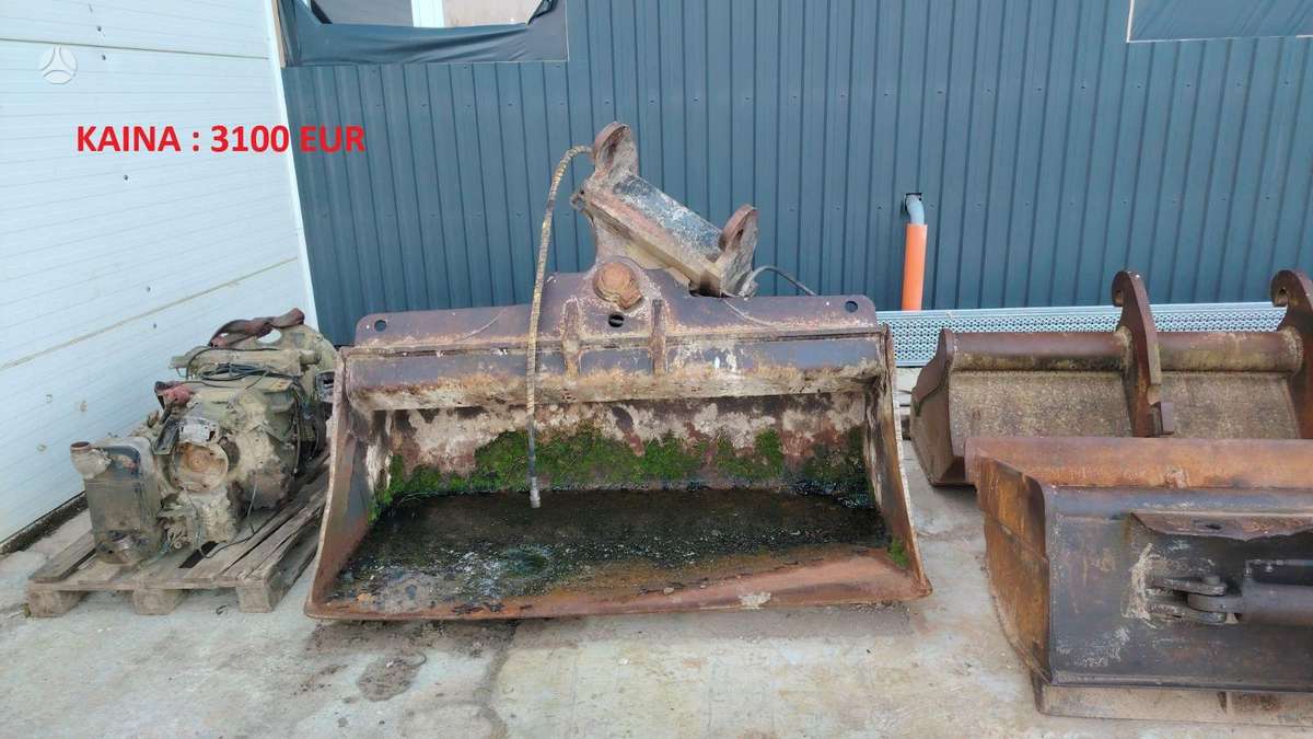Kobelco SK210, buckets