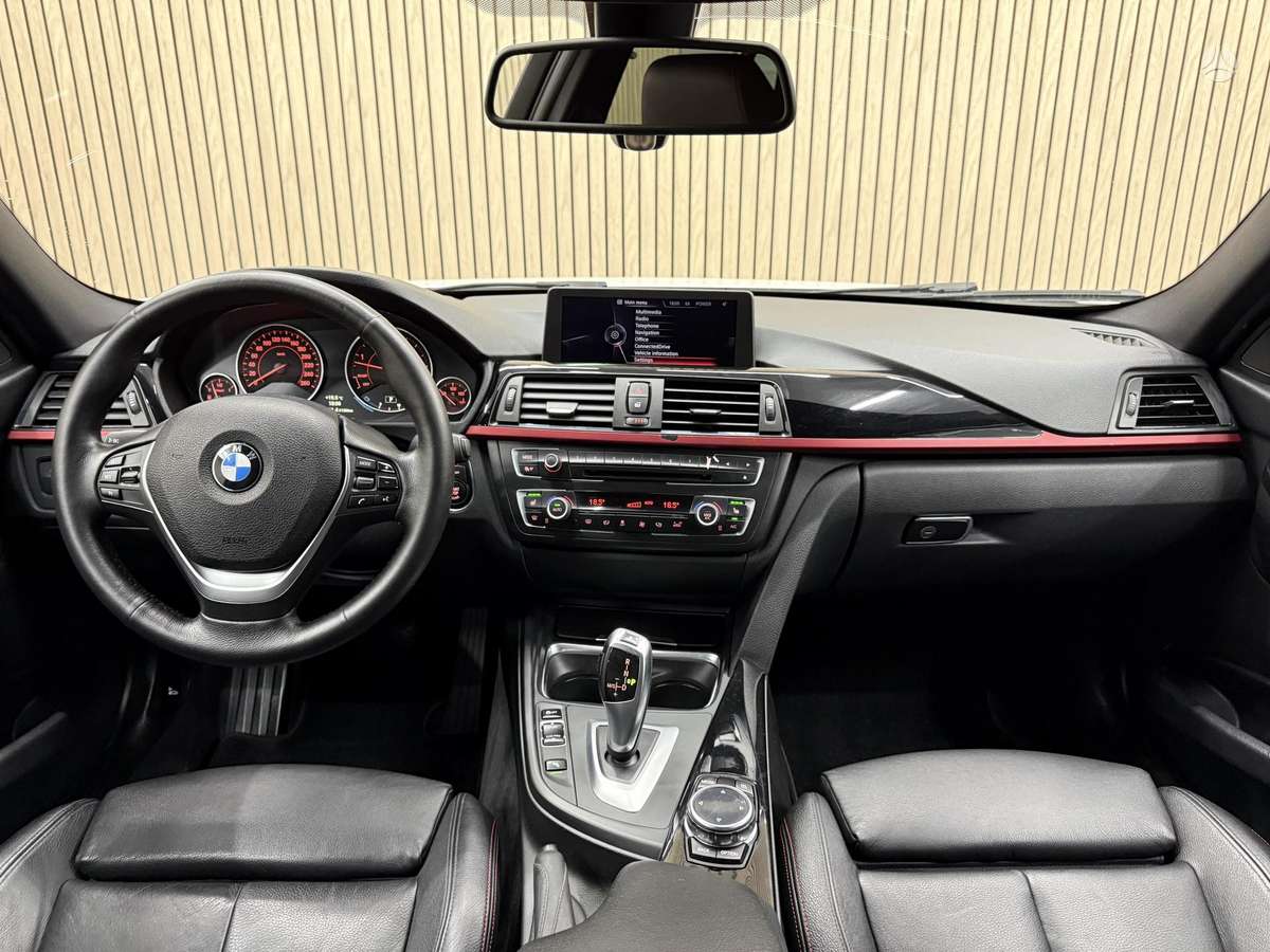 BMW 330, 3.0 l., Универсал