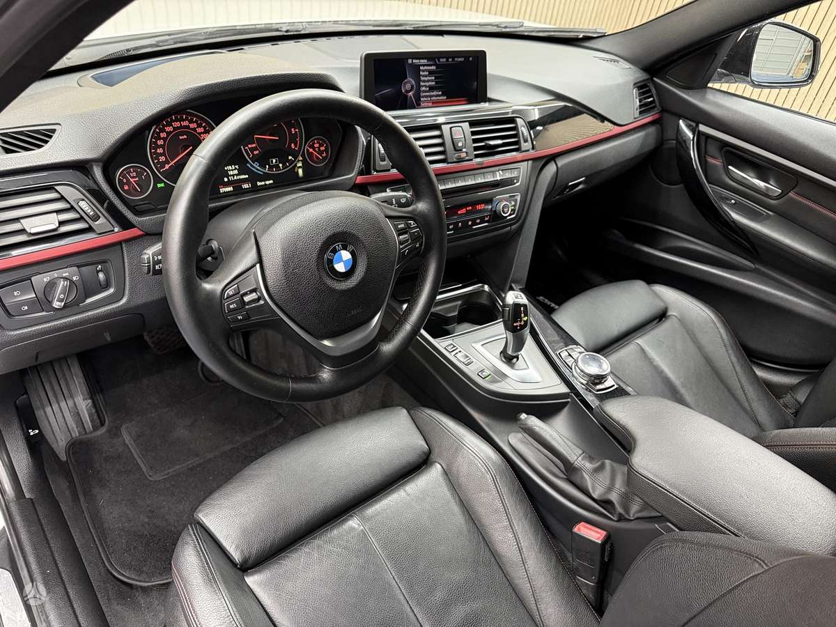 BMW 330, 3.0 l., wagon