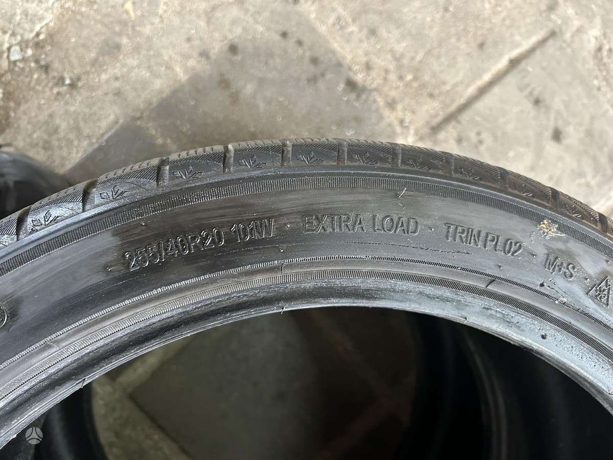 Pirelli, universalios 295/35 R20