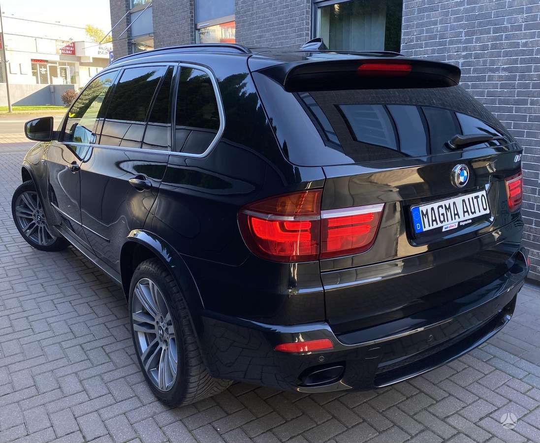 BMW X5, 3.0 l., off-road / crossover