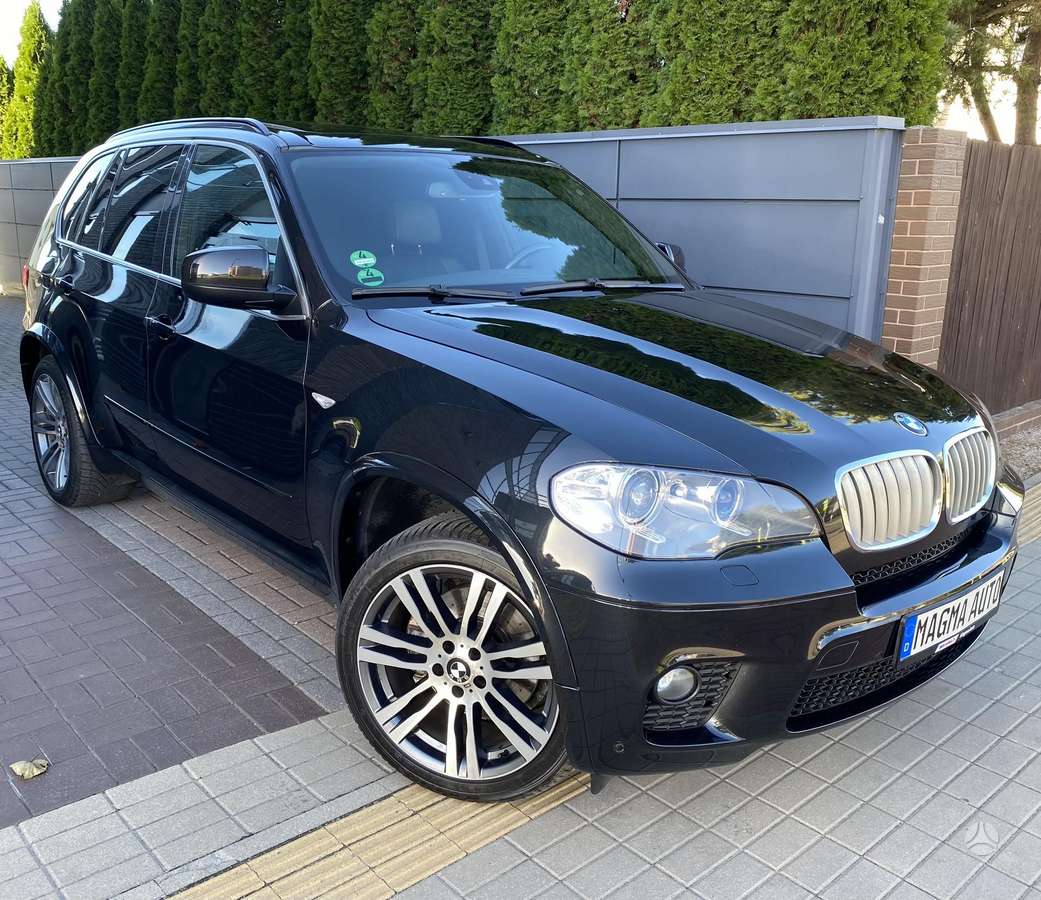 BMW X5, 3.0 l., off-road / crossover