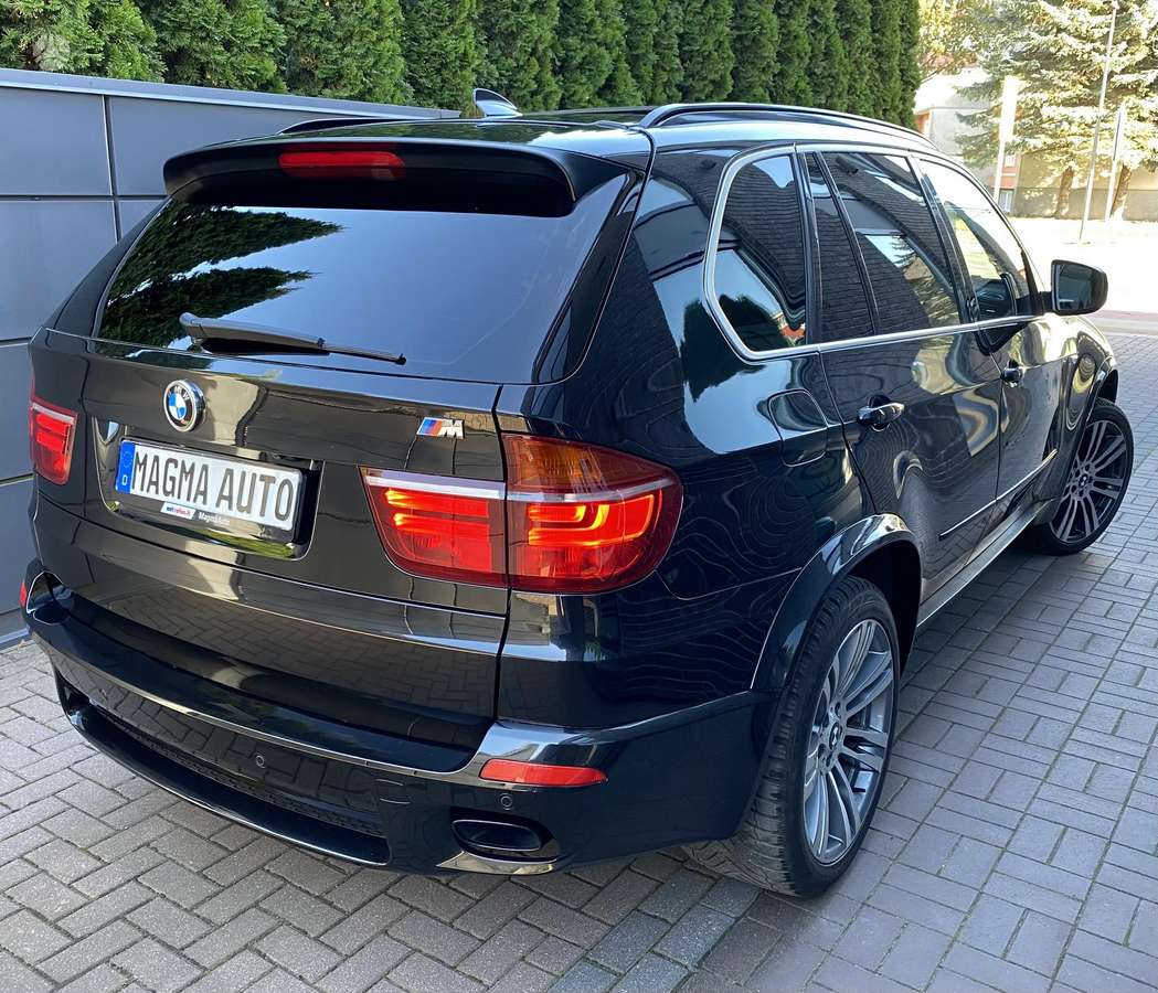 BMW X5, 3.0 l., off-road / crossover