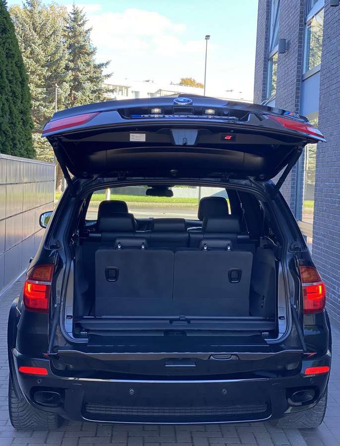 BMW X5, 3.0 l., off-road / crossover