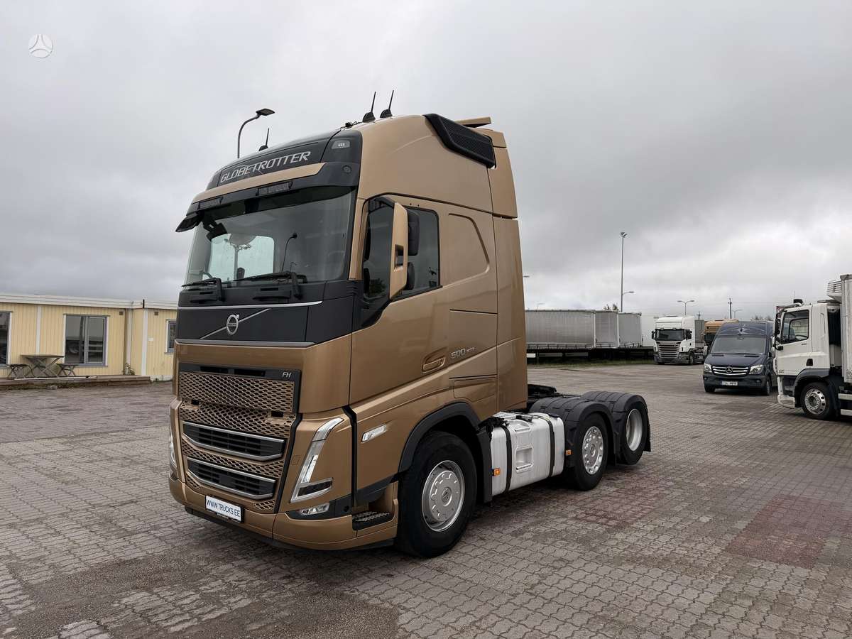 Volvo FH500, double sleeper