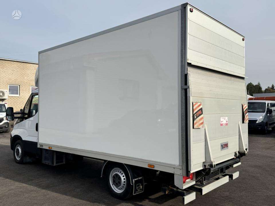 Iveco Daily 2,3D WB4100 aut., box trucks / box vans