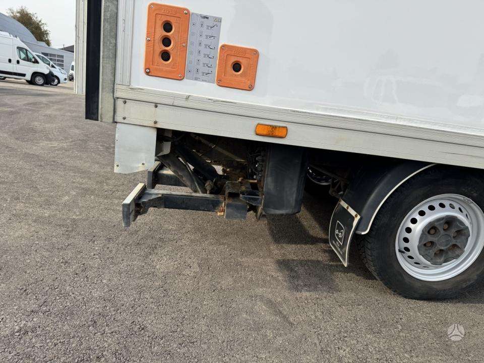 Iveco Daily 2,3D WB4100 aut., box trucks / box vans