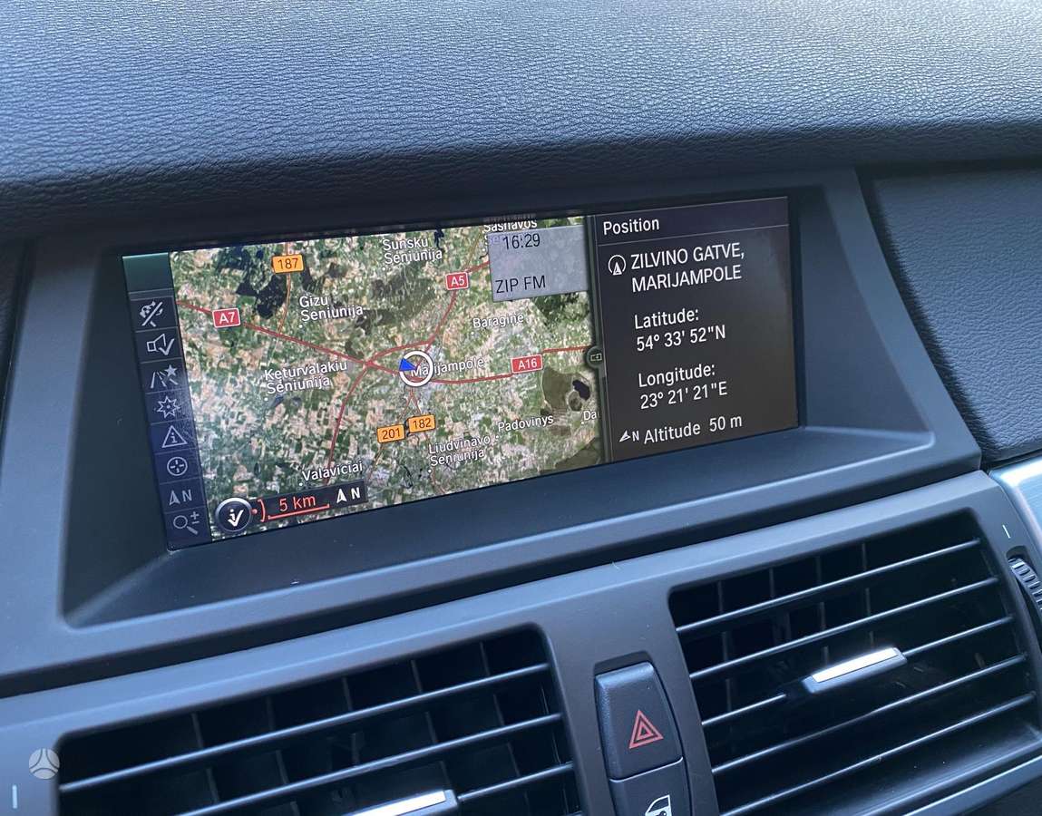 BMW X5, 3.0 l., off-road / crossover