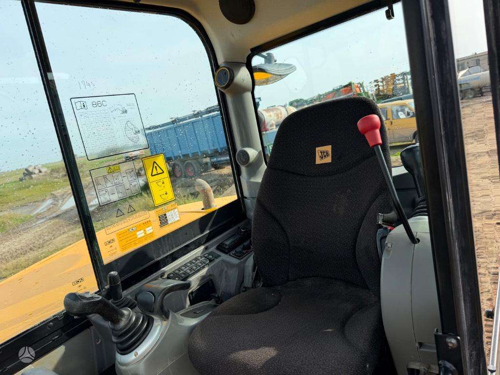 JCB 86 C-2, excavator