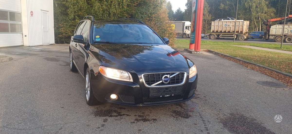 Volvo V70, 2.0 l., Универсал