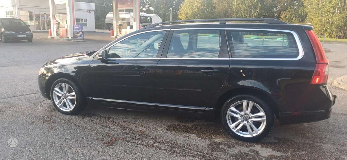 Volvo V70, 2.0 l., wagon
