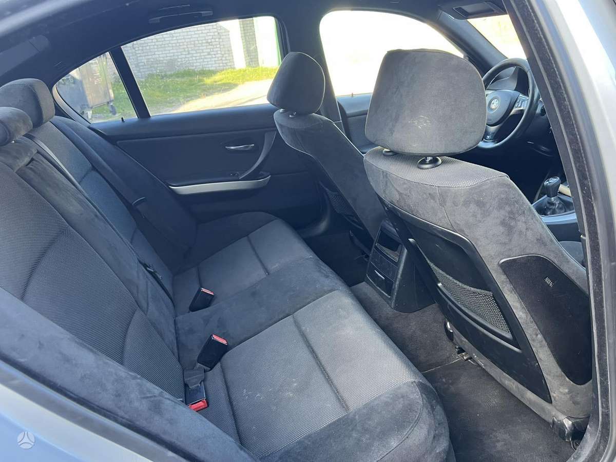 BMW 320, 2.0 l., Седан