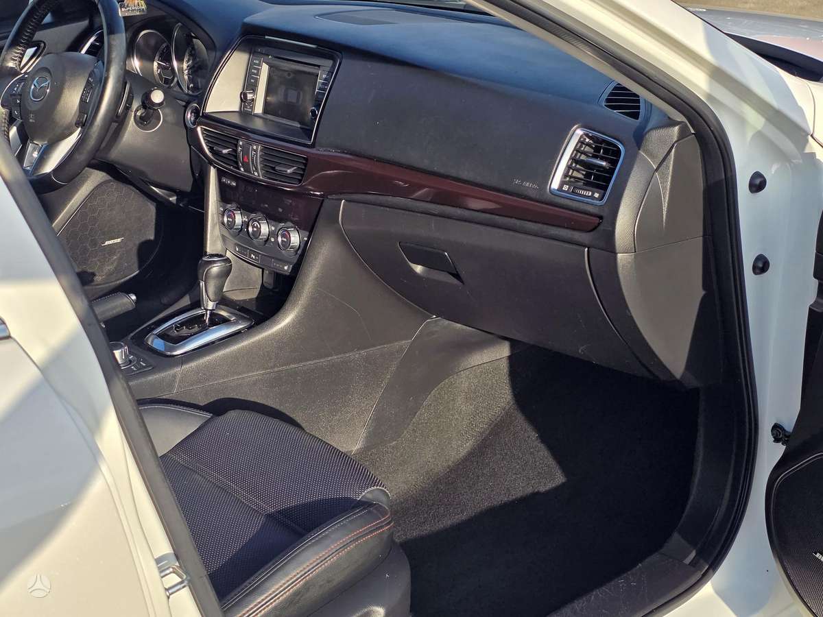 Mazda 6, 2.2 l., wagon