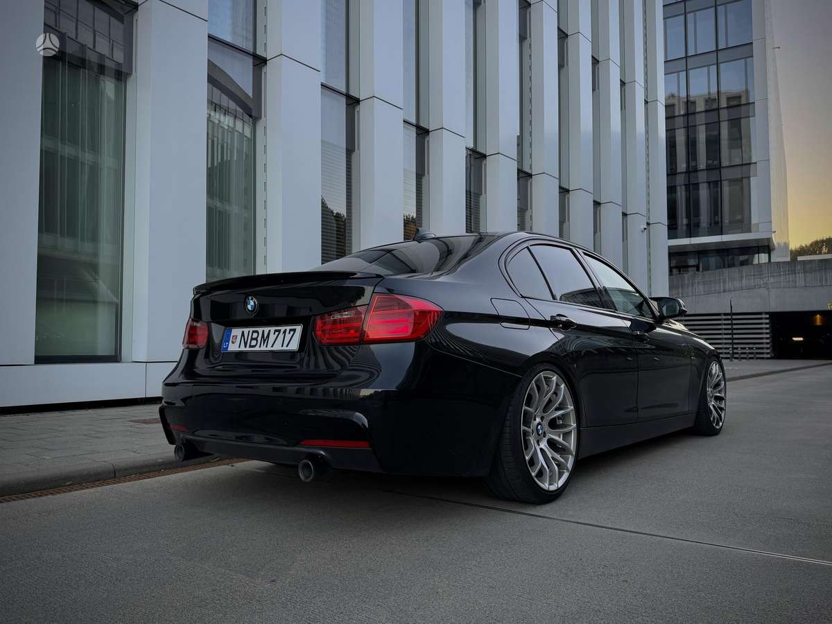 BMW 320, 2.0 l., Седан