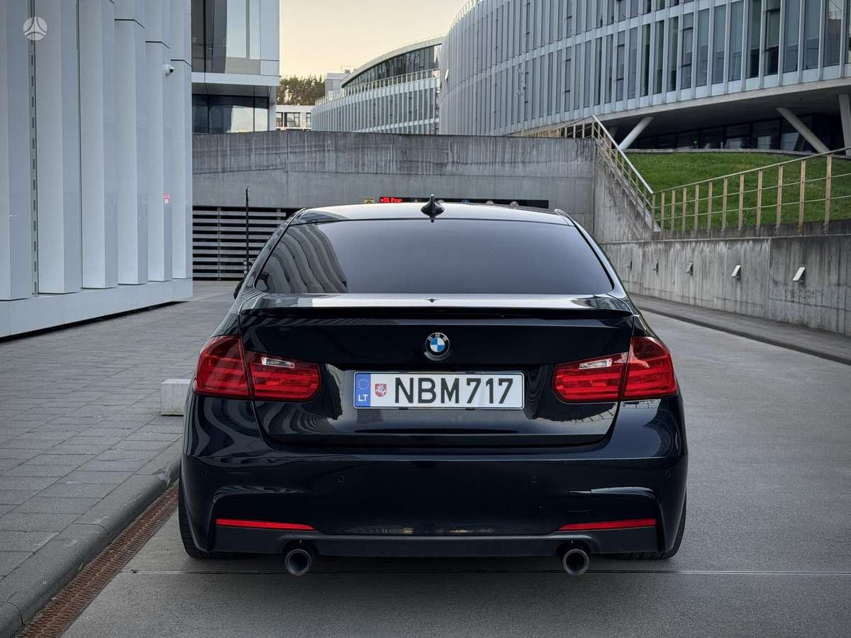 BMW 320, 2.0 l., Седан