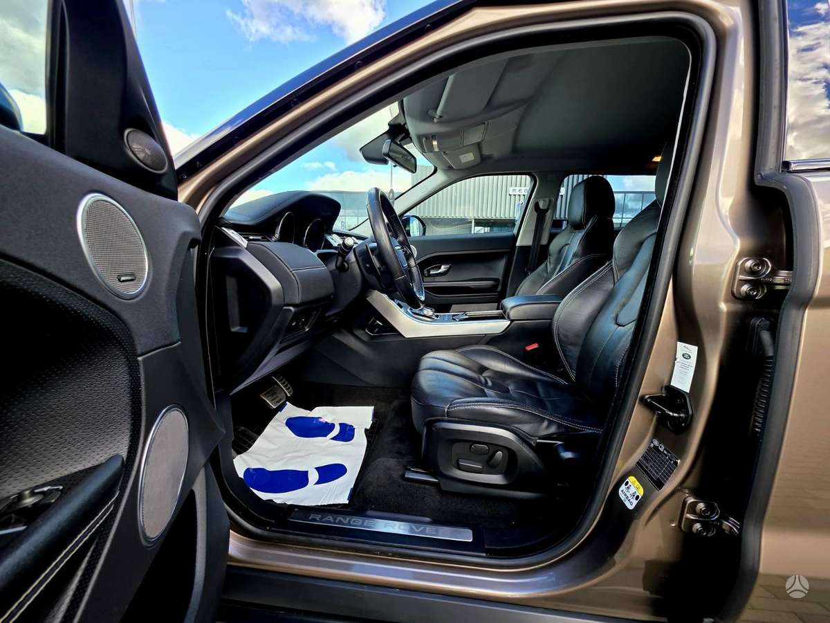 Land Rover Evoque, 2.2 l., off-road / crossover