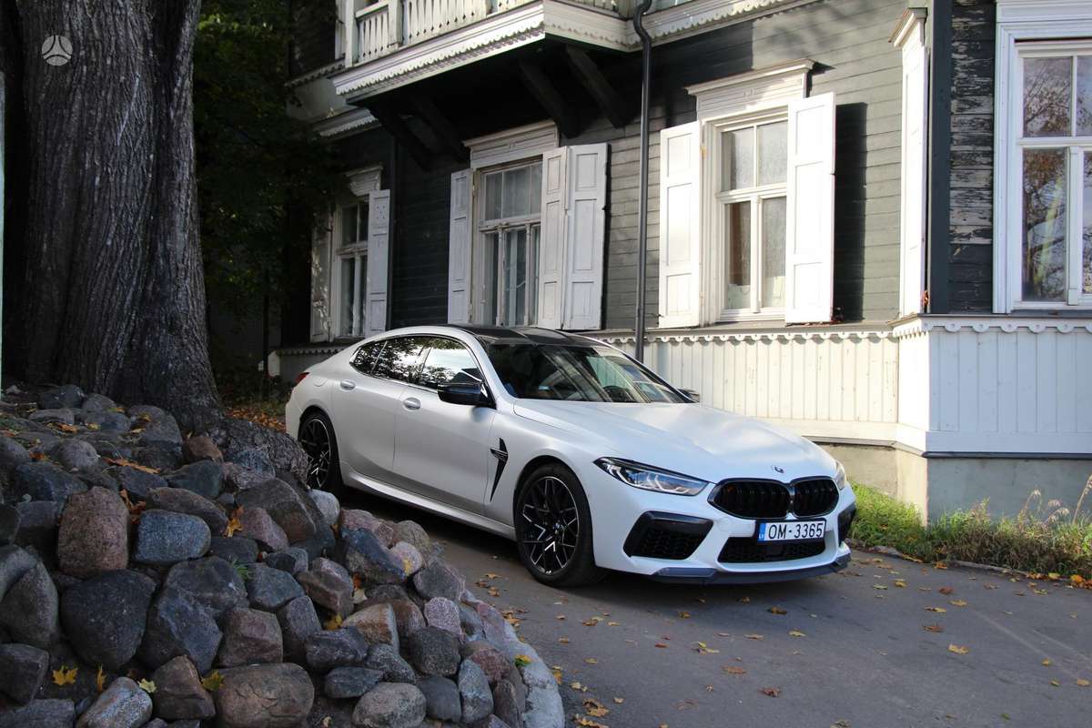 BMW M8, 4.4 l., Седан