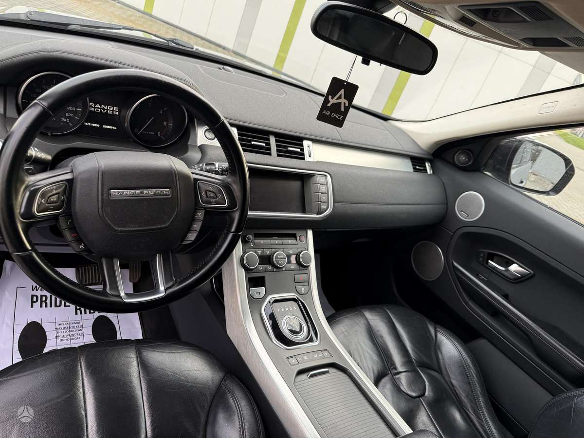 Land Rover Evoque, 2.2 l., off-road / crossover