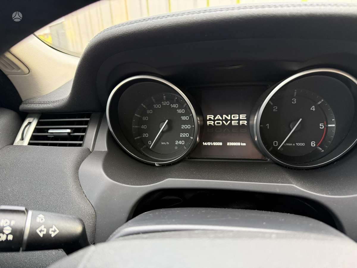 Land Rover Evoque, 2.2 l., off-road / crossover