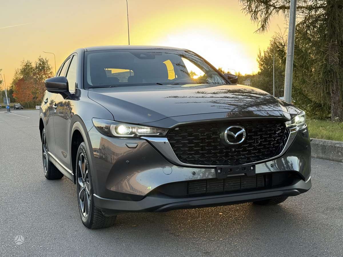 Mazda CX-5, 2.2 l., off-road / crossover