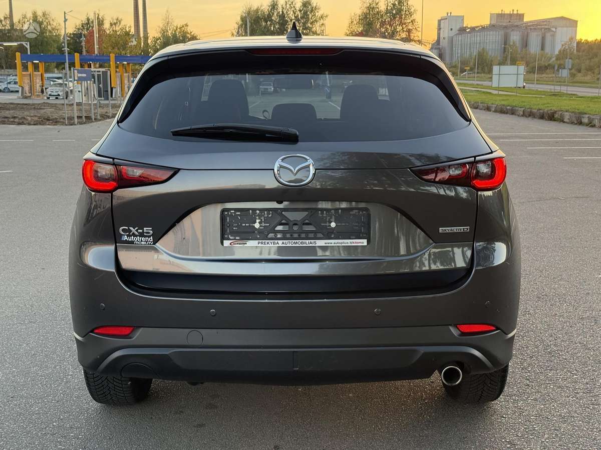 Mazda CX-5, 2.2 l., off-road / crossover