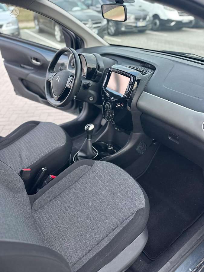 Citroen C1, 1.2 l., Хэтчбек