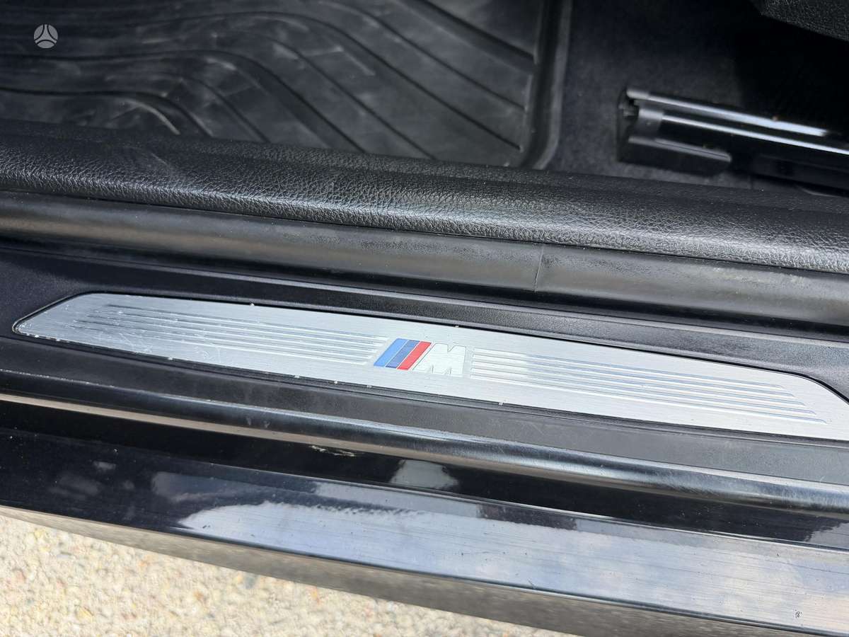 BMW 114, 1.6 l., hatchback