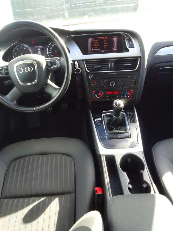 Audi A4, 1.8 l., wagon