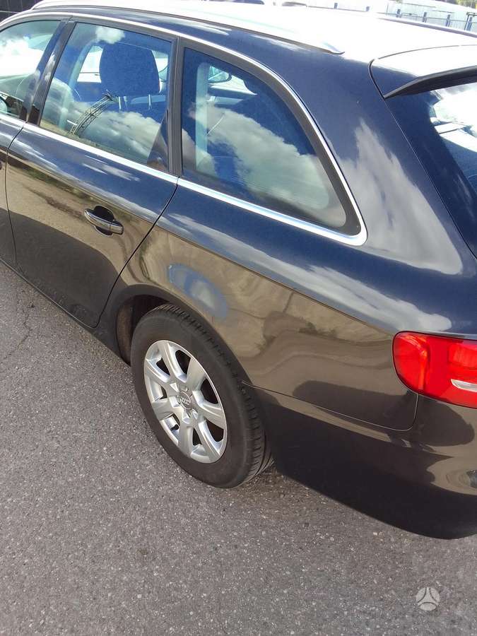 Audi A4, 1.8 l., universalas