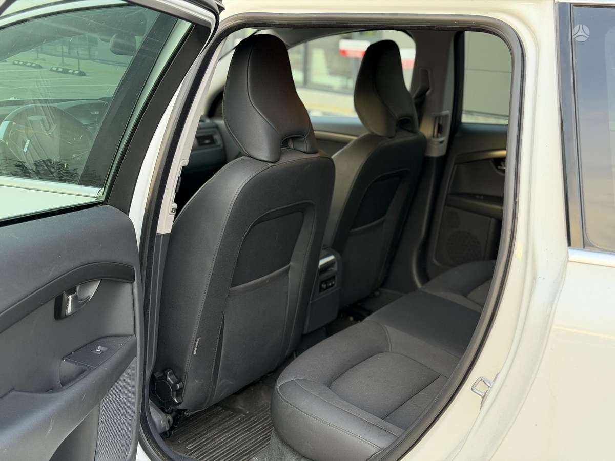 Volvo XC70, 2.0 l., wagon
