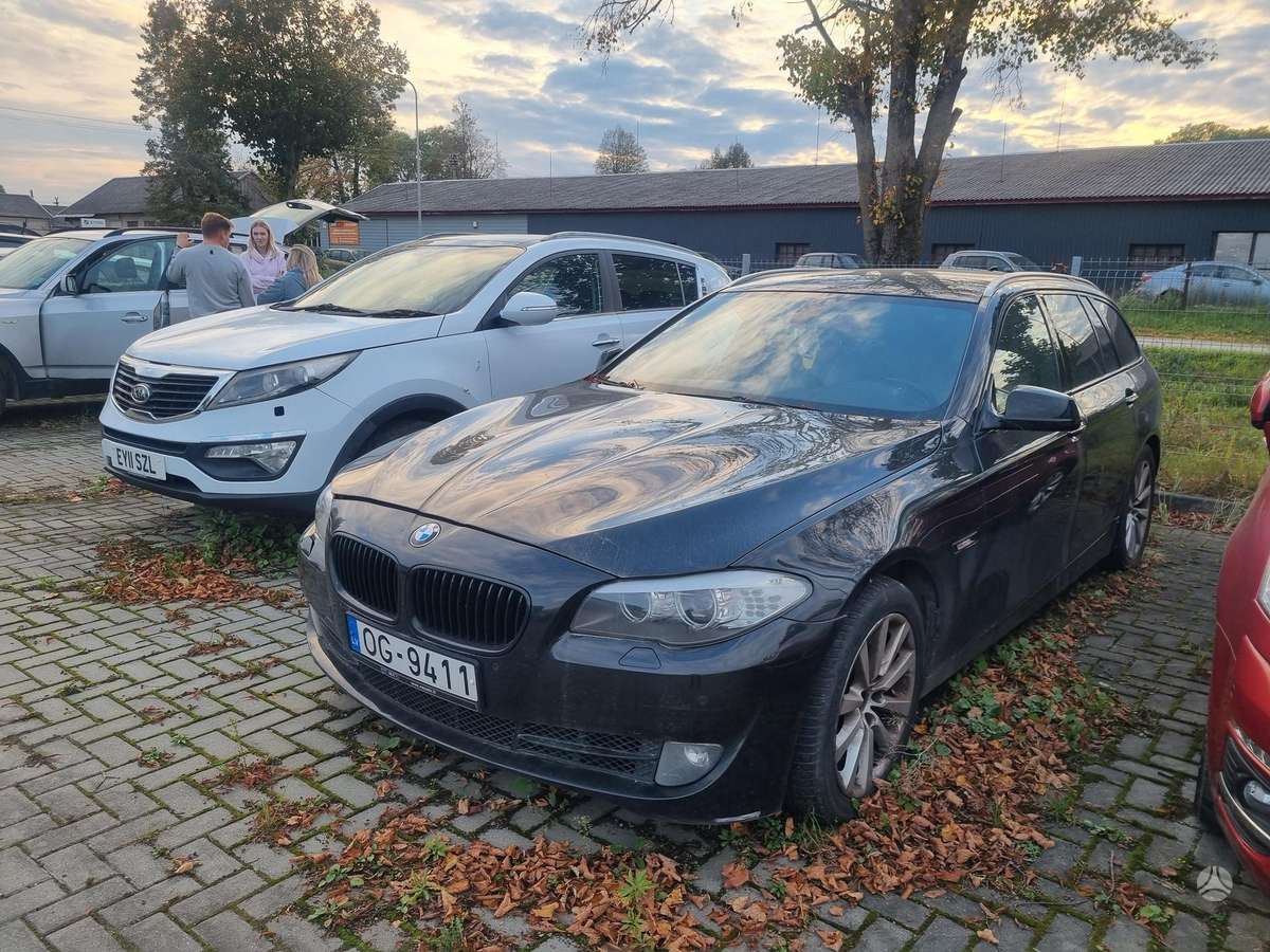 BMW 530, 3.0 l., wagon