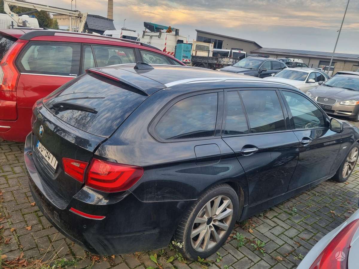BMW 530, 3.0 l., wagon