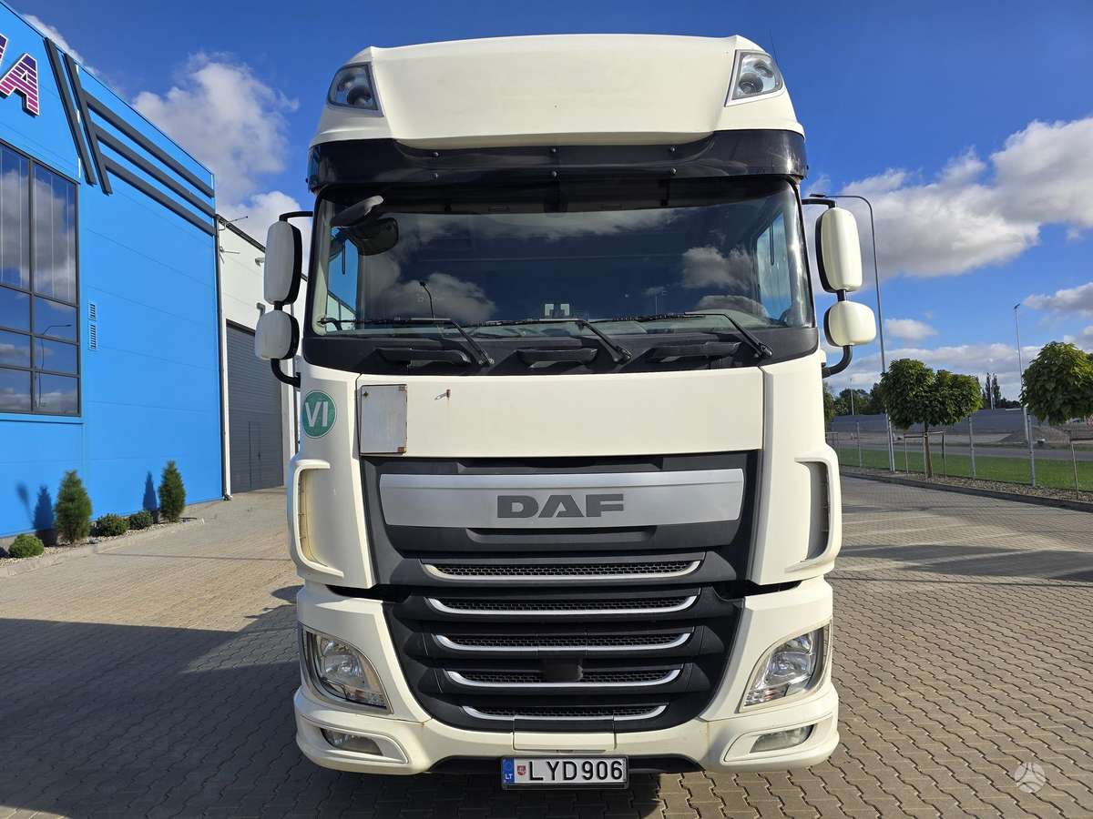 DAF XF 106 460 SSC, double sleeper