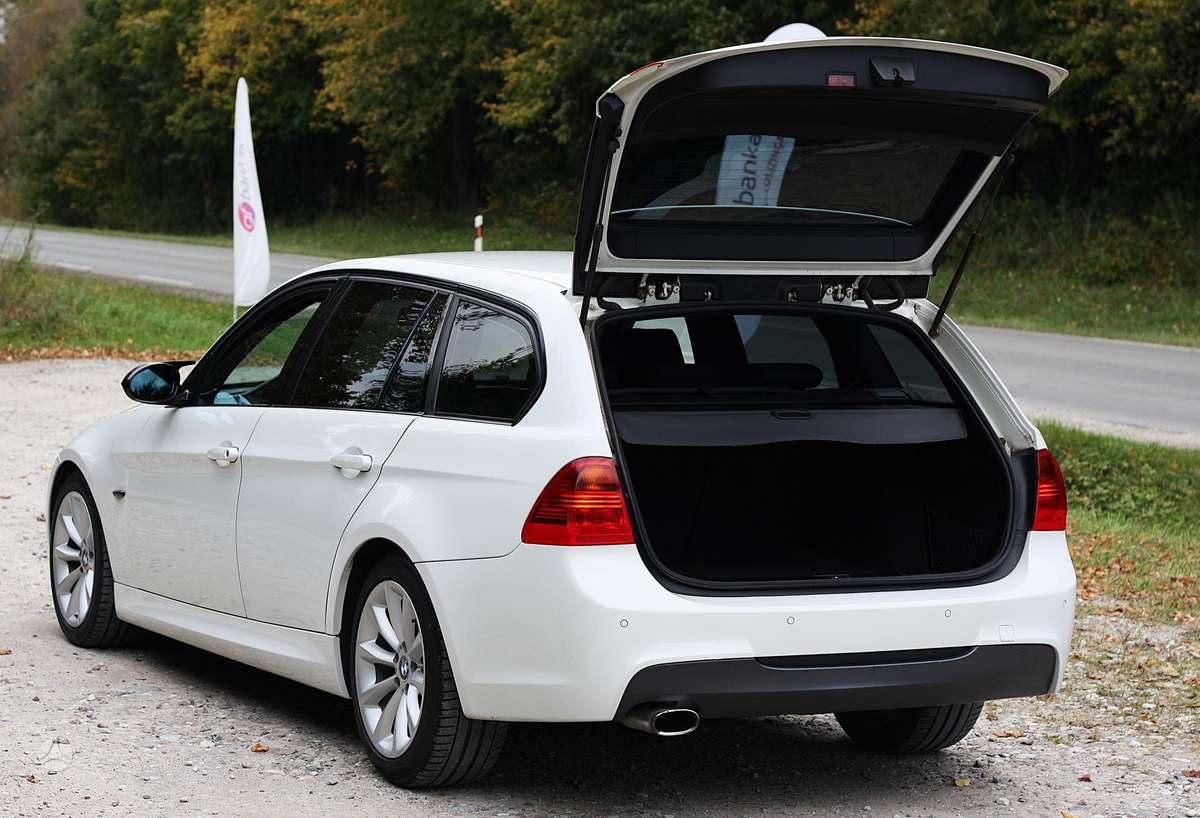 BMW 320, 2.0 l., Универсал