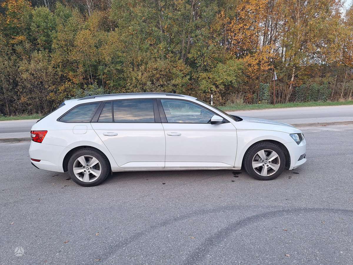 Skoda Superb, 1.6 l., Универсал