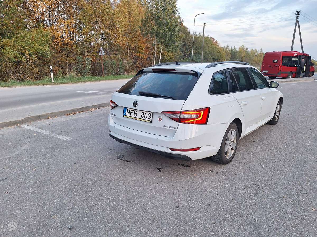 Skoda Superb, 1.6 l., Универсал