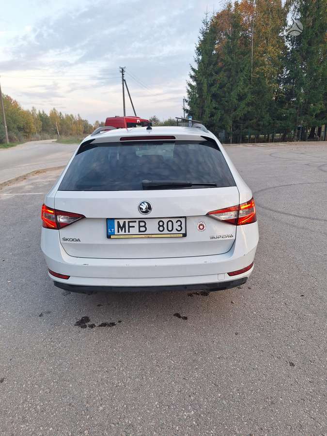 Skoda Superb, 1.6 l., Универсал