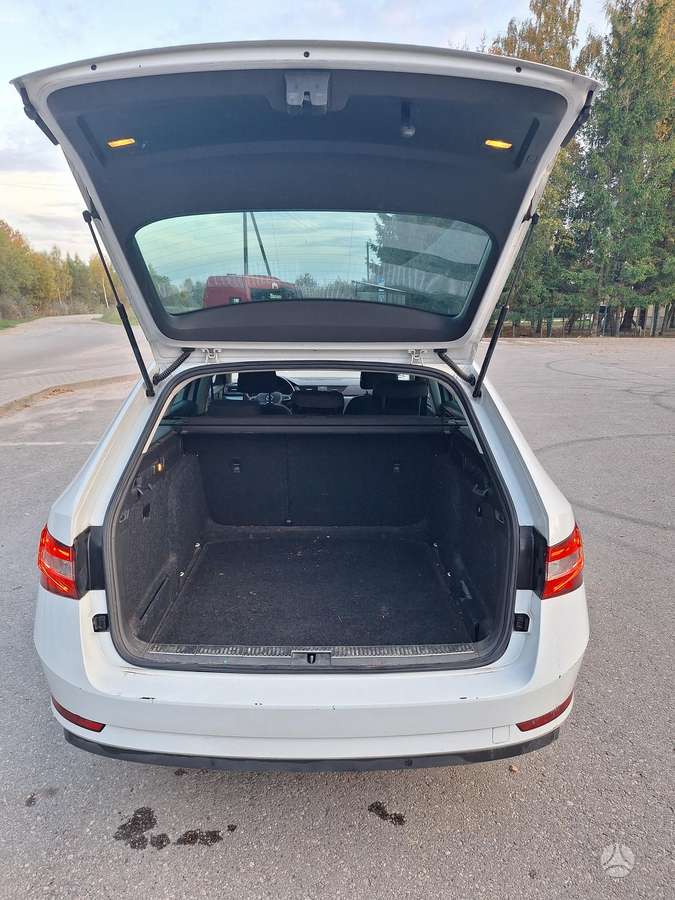 Skoda Superb, 1.6 l., Универсал