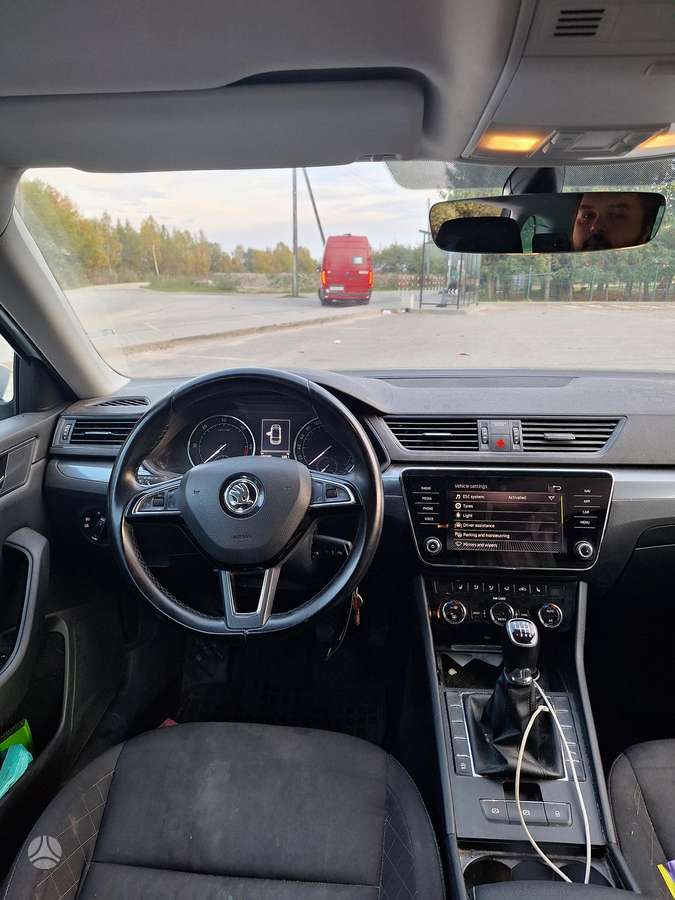 Skoda Superb, 1.6 l., Универсал