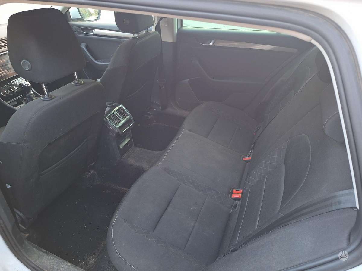 Skoda Superb, 1.6 l., Универсал