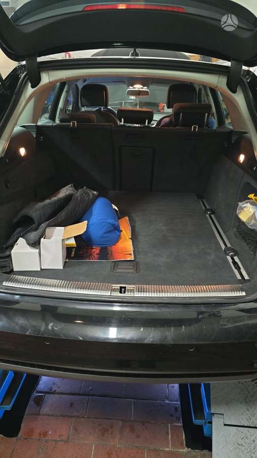 Audi A6, 3.0 l., wagon