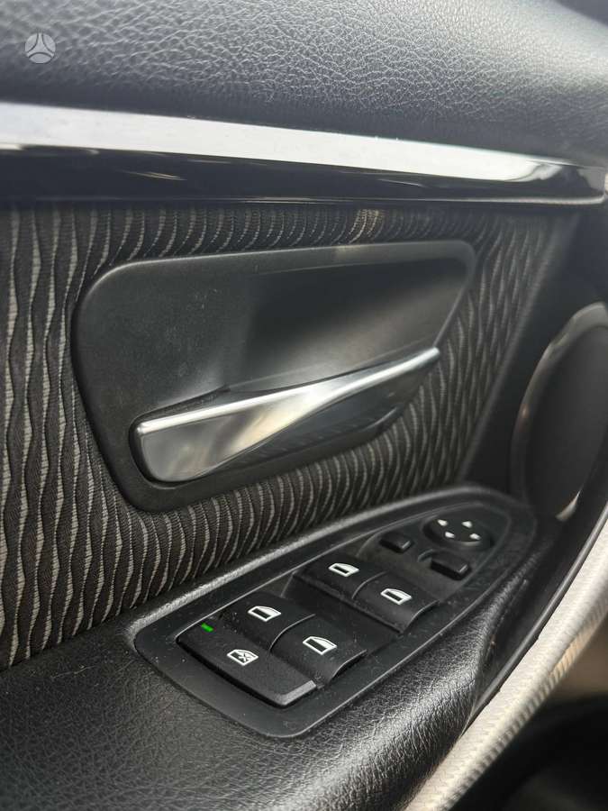 BMW 318, 2.0 l., wagon