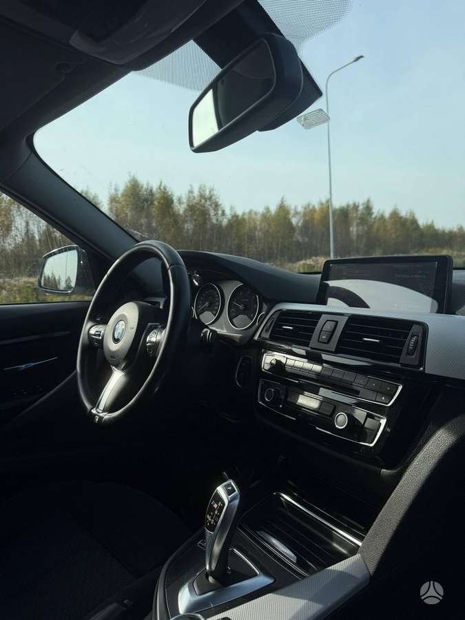 BMW 318, 2.0 l., wagon