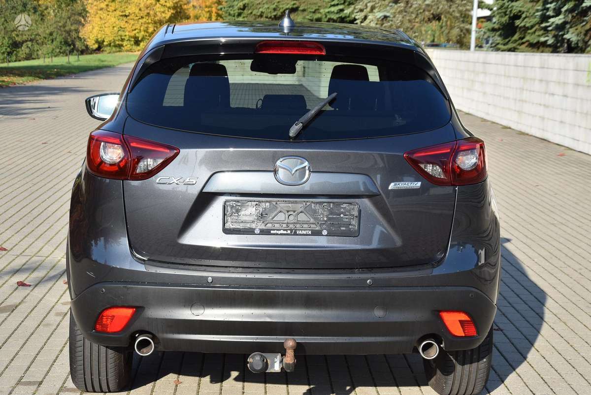 Mazda CX-5, 2.2 l., off-road / crossover