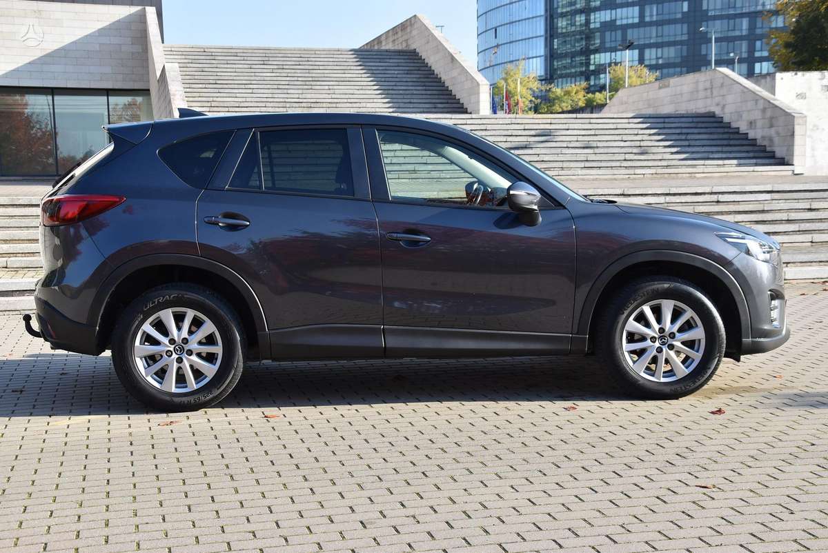 Mazda CX-5, 2.2 l., off-road / crossover