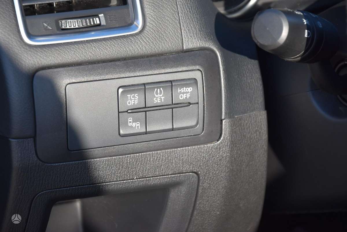 Mazda CX-5, 2.2 l., Внедорожник / Кроссовер