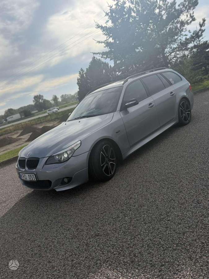 BMW 525, 2.5 l., wagon