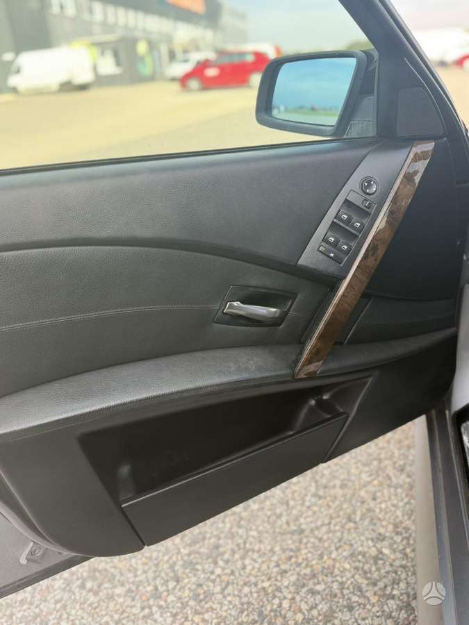 BMW 525, 2.5 l., Универсал